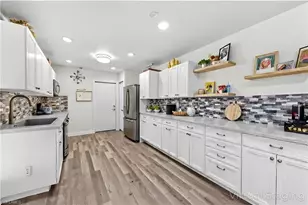 1423 NE 13th Ave, Cape Coral, FL 33909 - Photo 5