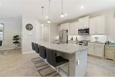 1807 SW 40th Ter, Cape Coral, FL 33914 - Photo 15