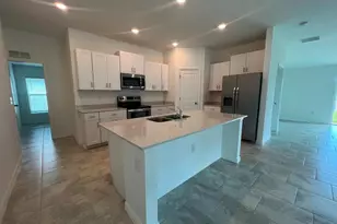 4085 Villa Doria Ct, North Fort Myers, FL 33917 - Photo 3