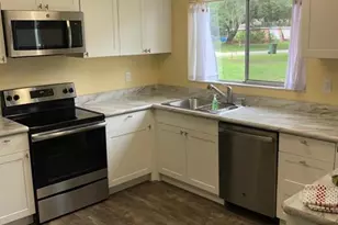 4015 Rainbow Cir, Labelle, FL 33935 - Photo 9