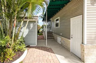 3048 Crystal Lake Dr, Naples, FL 34120 - Photo 27