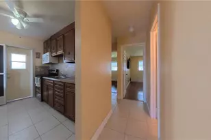 10 Dawn Flower Cir, Lehigh Acres, FL 33936 - Photo 25