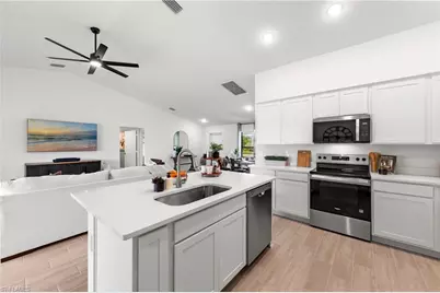 435 NE 1st Ave, Cape Coral, FL 33909 - Photo 3