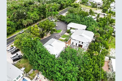 1149 Periwinkle Way #2, Sanibel, FL 33957 - Photo 35