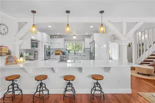 9247 Dimmick Dr, Sanibel, FL 33957 - Photo 9