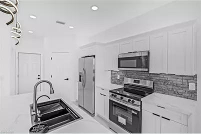 2519 NW Juanita Pl, Cape Coral, FL 33993 - Photo 21