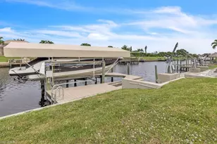 1113 SE 17th St, Cape Coral, FL 33990 - Photo 3