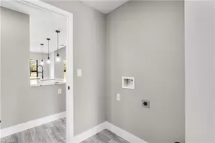 1515 East 9th Street, Lehigh Acres, FL 33972 - Photo 21