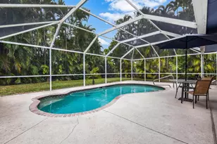 5324 Chippendale Cir E, Fort Myers, FL 33919 - Photo 3