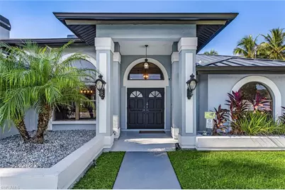 2528 SE 25th Ave, Cape Coral, FL 33904 - Photo 3