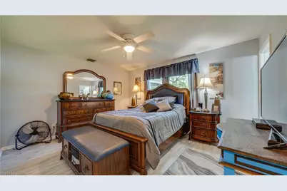 729 105th Ave N, Naples, FL 34108 - Photo 7
