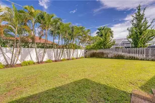 729 105th Ave N, Naples, FL 34108 - Photo 27