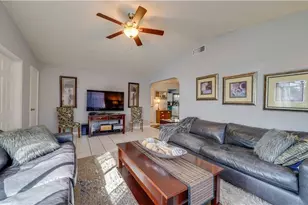 729 105th Ave N, Naples, FL 34108 - Photo 3