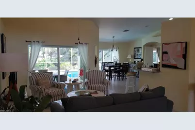 3433 SW 7th Ln, Cape Coral, FL 33991 - Photo 9