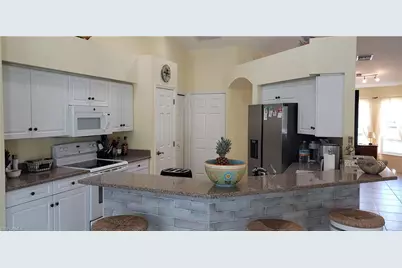 3433 SW 7th Ln, Cape Coral, FL 33991 - Photo 15