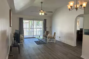 11500 Caravel Cir, Fort Myers, FL 33908 - Photo 5