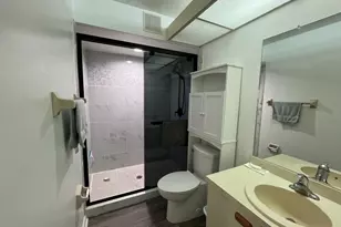 11500 Caravel Cir, Fort Myers, FL 33908 - Photo 21