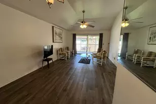 11500 Caravel Cir, Fort Myers, FL 33908 - Photo 7