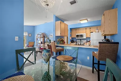 5272 Cedarbend Dr #1, Fort Myers, FL 33919 - Photo 9