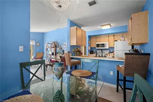 5272 Cedarbend Dr, Fort Myers, FL 33919 - Photo 9