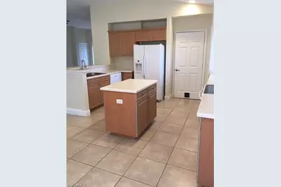 749 Harfleur Ct, Lehigh Acres, FL 33974 - Photo 3