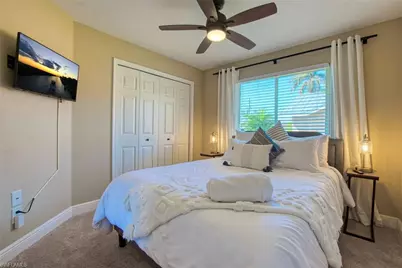 1807 SW 48th Ln, Cape Coral, FL 33914 - Photo 23