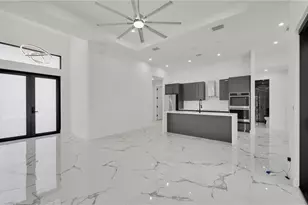 610 NW 1st St, Cape Coral, FL 33993 - Photo 7