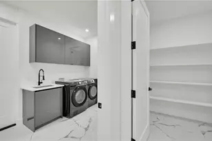 610 NW 1st St, Cape Coral, FL 33993 - Photo 11