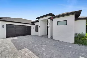 610 NW 1st St, Cape Coral, FL 33993 - Photo 5