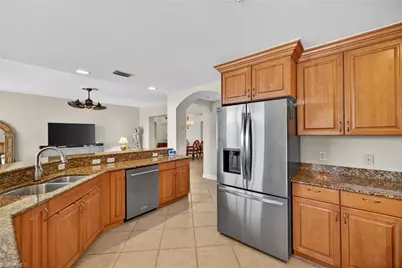 6081 Silver King Blvd #202, Cape Coral, FL 33914 - Photo 11