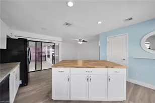 719 SE 12th Ave, Cape Coral, FL 33990 - Photo 7