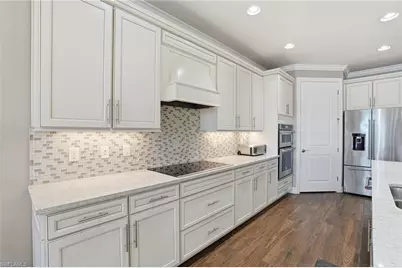 11745 Bowes Cir, Fort Myers, FL 33913 - Photo 9