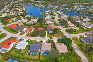 748 Belville Blvd, Naples, FL 34104 - Photo 41