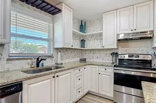 27391 Pelican Ridge Cir, Bonita Springs, FL 34135 - Photo 5