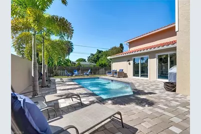 27391 Pelican Ridge Cir, Bonita Springs, FL 34135 - Photo 31