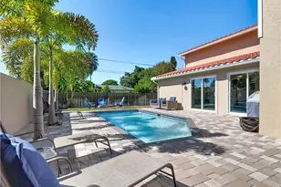 27391 Pelican Ridge Cir, Bonita Springs, FL 34135 - Photo 31