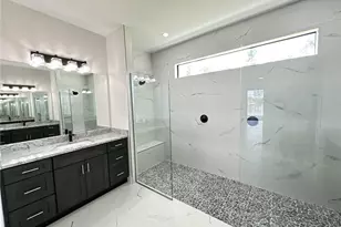 3915 Kismet Pkwy W, Cape Coral, FL 33993 - Photo 19