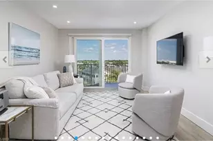 1300 Gulf Shore Blvd N, Naples, FL 34102 - Photo 13