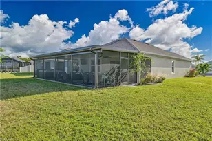 8908 Cascade Price Cir, North Fort Myers, FL 33917 - Photo 33