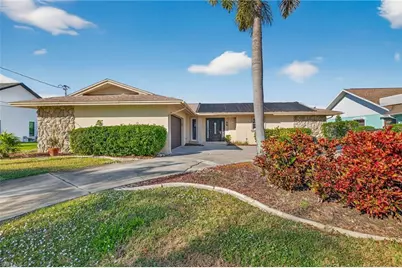 1921 SE 36th St, Cape Coral, FL 33904 - Photo 3