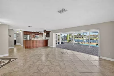 1921 SE 36th St, Cape Coral, FL 33904 - Photo 11