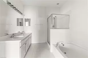 9240 Gladiolus Preserve Cir, Fort Myers, FL 33908 - Photo 15