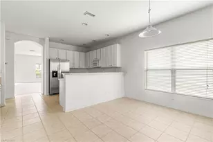 9240 Gladiolus Preserve Cir, Fort Myers, FL 33908 - Photo 9