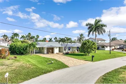 5805 SW 1st Pl, Cape Coral, FL 33914 - Photo 9