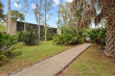 137 Pinebrook Dr, Fort Myers, FL 33907 - Photo 33