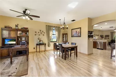 3014 SW 9th Pl, Cape Coral, FL 33914 - Photo 11