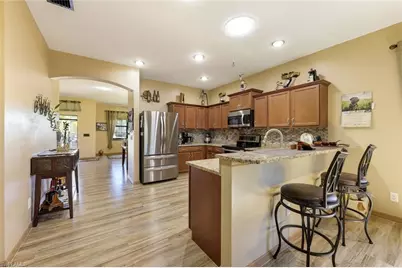 3014 SW 9th Pl, Cape Coral, FL 33914 - Photo 15