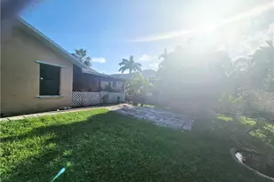 1813 SW 26th St, Cape Coral, FL 33914 - Photo 27