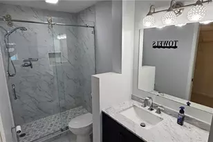 5708 Deauville Cir, Naples, FL 34112 - Photo 15