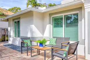 2003 Timberline Dr, Naples, FL 34109 - Photo 13